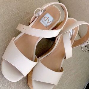 Dolce vita sandals